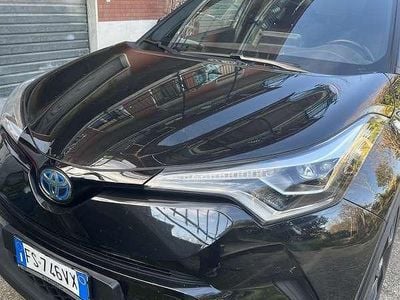 Usata Toyota C-HR Lounge 98 CV (72 kW) 2018 SUV