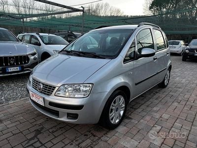 Usata Fiat Idea Dynamic 78 CV (57 kW) 2012 Grigio Monovolume