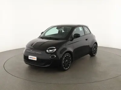 Second-hand Fiat 500e Action 69 kW (95 CP) 2022 Negru Hatchback