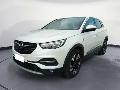 Usata Opel Grandland X Innovation 120 CV (88 kW) 2018 Bianco SUV