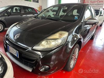 Usata Renault Clio IV Dynamique 74 CV (54 kW) 2012 Nero Berlina