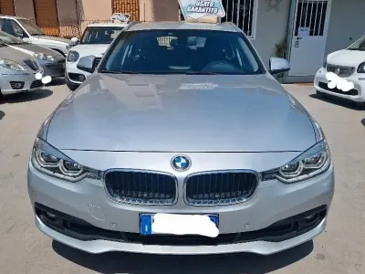 Usata BMW 318 Luxury Line 149 CV (109 kW) 2017 Argento Berlina