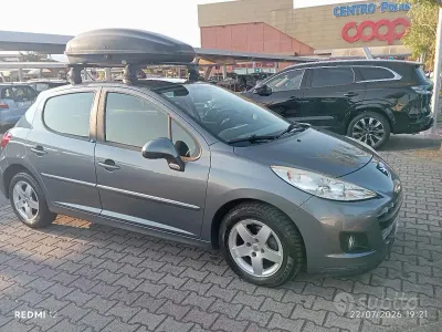 Usata Peugeot 207 68 CV (50 kW) 2011 Grigio Berlina
