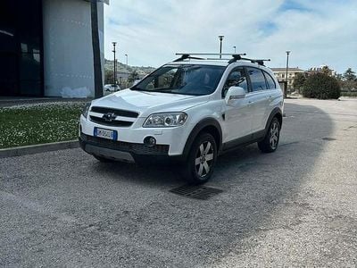 Usata Chevrolet Captiva Sport 150 CV (110 kW) 2008 Bianco SUV
