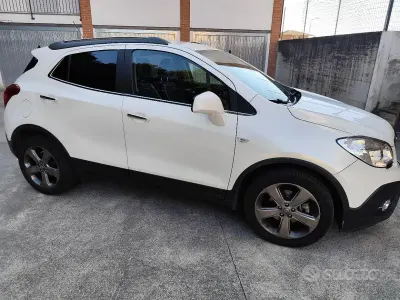 Usata Opel Mokka Cosmo 116 CV (85 kW) 2013 Bianco SUV