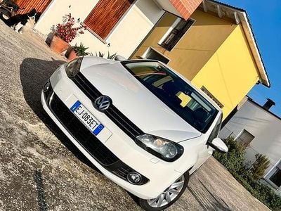 Usata VW Golf VI 105 CV (77 kW) 2011 Bianco Utilitaria