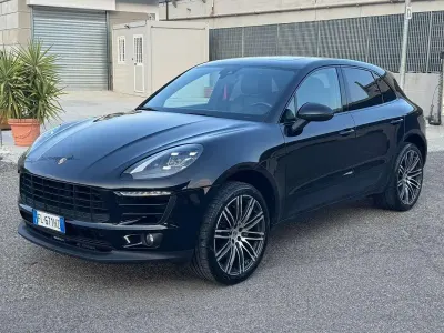 Usata Porsche Macan 250 CV (183 kW) 2018 Nero SUV