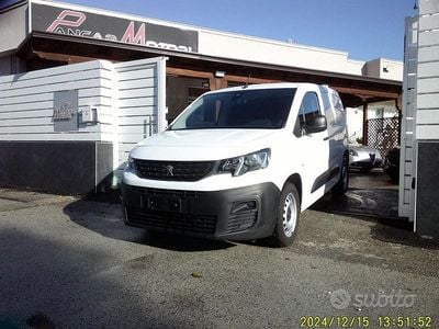 Usata Peugeot Partner S 131 CV (96 kW) 2020 Bianco Monovolume