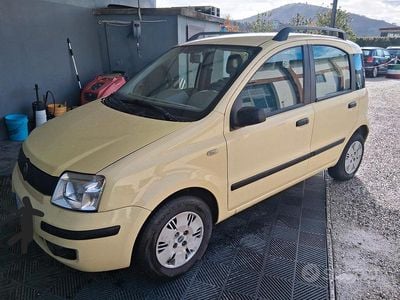 Usata Fiat Panda Dynamic 60 CV (44 kW) 2005 Giallo Utilitaria