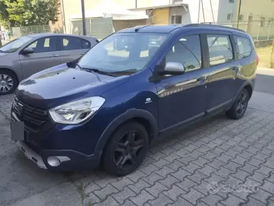 Usata Dacia Lodgy Stepway 109 CV (80 kW) 2018 Bluazzurro Monovolume
