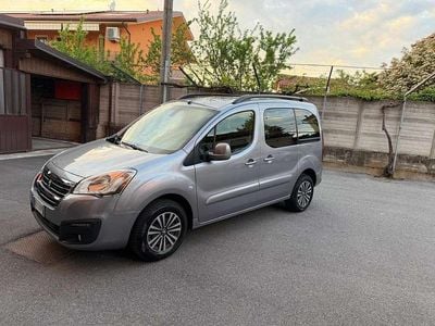 Usata Peugeot TePee Active 120 CV (88 kW) 2016 Grigio Station wagon