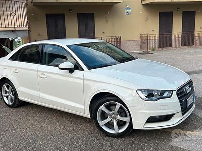 Usata Audi A3 Attraction 105 CV (77 kW) 2014 Bianco Berlina