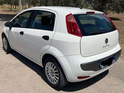 Usata Fiat Punto 84 CV (61 kW) 2015 Bianco Berlina