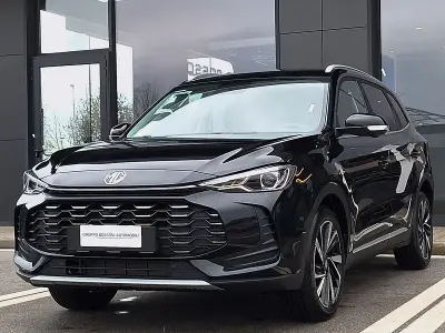 Nuova MG ZS Luxury 197 CV (144 kW) 2026 Nero SUV