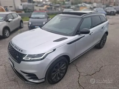 Używany Land Rover Range Rover Velar HSE Dynamic 180 KM (132 kW) 2019 Srebrny SUV