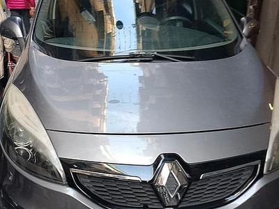 Usata Renault Scénic III XMOD 130 CV (95 kW) 2015 Grigio Monovolume