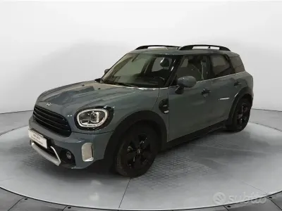 Usata Mini Countryman 116 CV (85 kW) 2021 Verde SUV