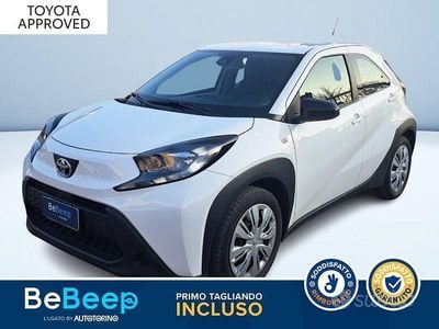 Usata Toyota Aygo X Active 72 CV (52 kW) 2022 Bianco pastello SUV