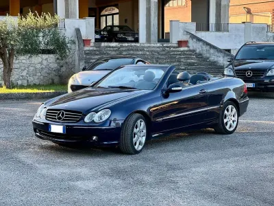 Usata Mercedes CLK320 Elegance 218 CV (160 kW) 2006 Blu/azzurro Cabrio