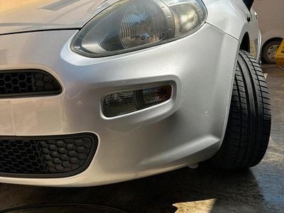 Gebraucht Fiat Punto 75 PS (55 kW) 2012 Grau Kleinwagen