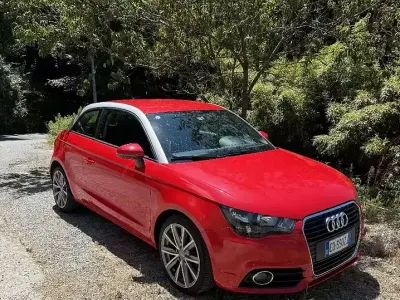 Usata Audi A1 Ambition 105 CV (77 kW) 2010 Rosso Utilitaria