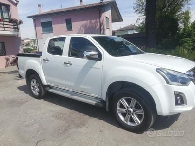 Isuzu D-Max
