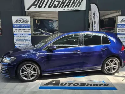 Usata VW Golf VII Sportline 116 CV (85 kW) 2018 Blu/azzurro Berlina