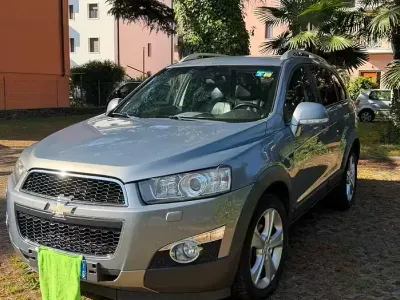 Usata Chevrolet Captiva 184 CV (135 kW) 2012 Grigio SUV