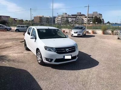 Usata Dacia Sandero Ambiance 75 CV (55 kW) 2014 Bianco Berlina