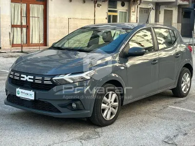 Usata Dacia Sandero Expression 101 CV (74 kW) 2024 Grigio Berlina