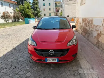 Usata Opel Corsa S 75 CV (55 kW) 2016 Rosso Utilitaria