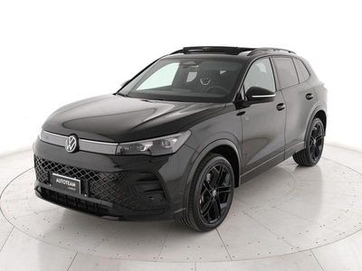 Neu VW Tiguan R-line 193 PS (141 kW) 2025 Schwarz SUV