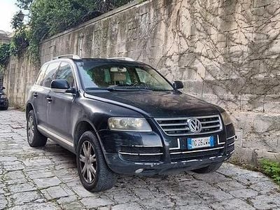 Begagnad VW Touareg 224 HK (164 kW) 2006 Svart SUV