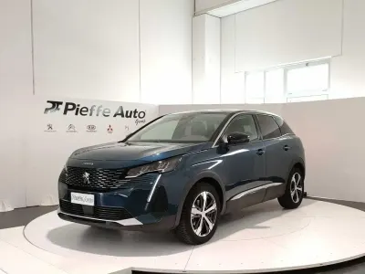Usata Peugeot 3008 Allure 131 CV (96 kW) 2022 Blu SUV