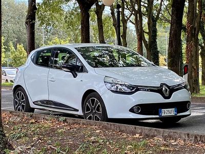 Usata Renault Clio IV 75 CV (55 kW) 2015 Bianco Berlina