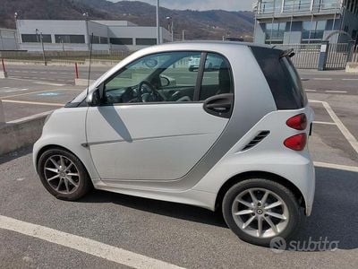 Bianco Usata 2014 Smart ForTwo Coupé Coupé | 6700 € (Buon prezzo)