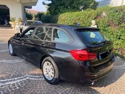 usata BMW 318 Serie 3 Touring d Luxury automatico