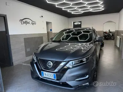 Usata Nissan Qashqai Visia 131 CV (96 kW) 2018 Grigio SUV