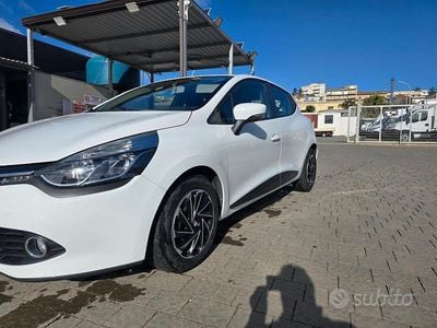 Usata Renault Clio IV 75 CV (55 kW) 2013 Bianco Berlina