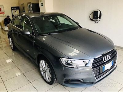 Usata Audi A3 110 CV (80 kW) 2019 Grigio Utilitaria