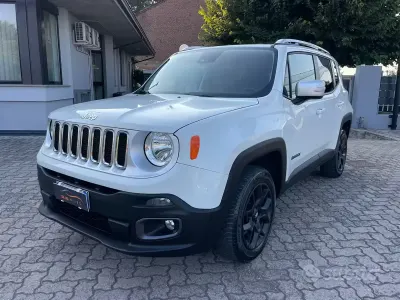 Usata Jeep Renegade Limited 140 CV (102 kW) 2014 Bianco SUV