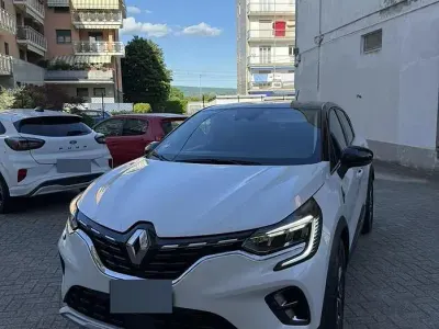 Usado Renault Captur Intens 131 CV (96 kW) 2020 Blanco SUV