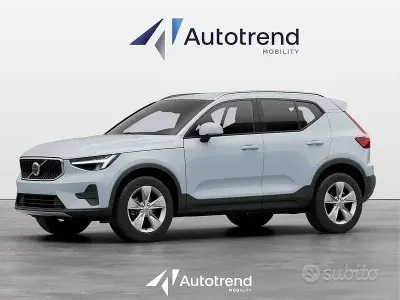 Nuova Volvo XC40 2026 Bianco SUV