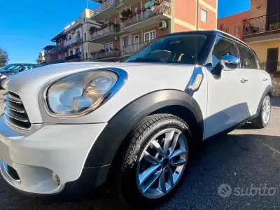 Usata Mini Countryman 122 CV (89 kW) 2011 Bianco SUV