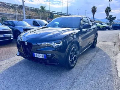 Usata Alfa Romeo Stelvio Veloce 209 CV (153 kW) 2025 Nero SUV