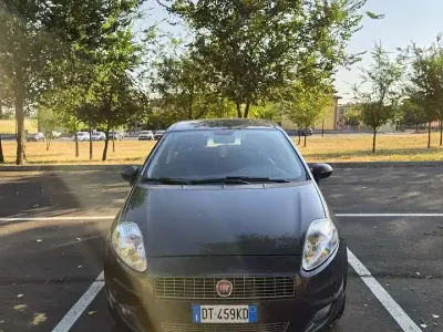 Usata Fiat Grande Punto Active 77 CV (56 kW) 2009 Other Utilitaria