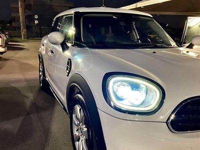 Bianco Usata 2018 Mini Cooper Countryman Business SUV | 15.990 € (Molto cara)