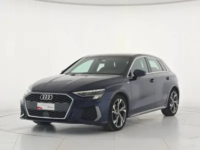 Usata Audi A3 S-Line 116 CV (85 kW) 2022 Blu/azzurro Berlina