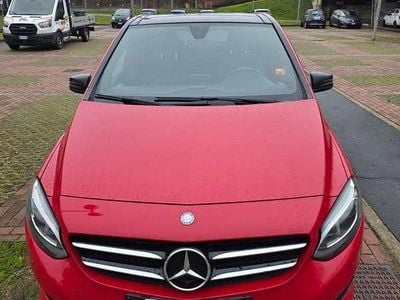 Usata Mercedes B180 109 CV (80 kW) 2015 Monovolume