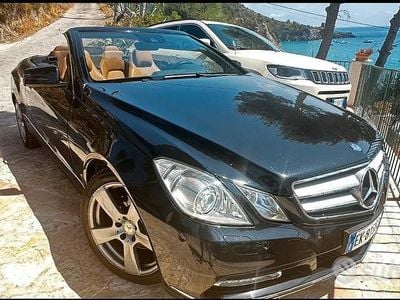 Usata Mercedes E250 2011 Nero Cabrio